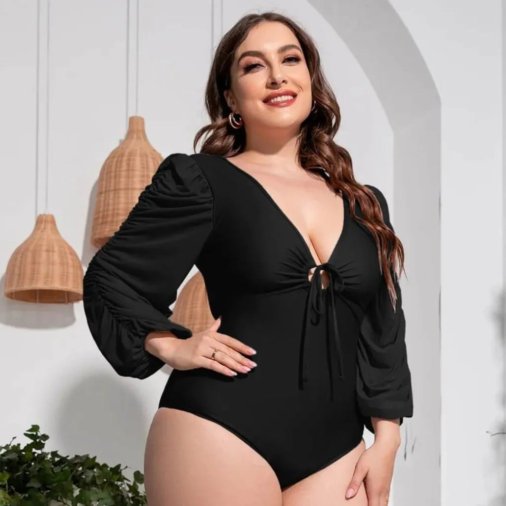 Maiô-preto-plus-size-modelo-Luar