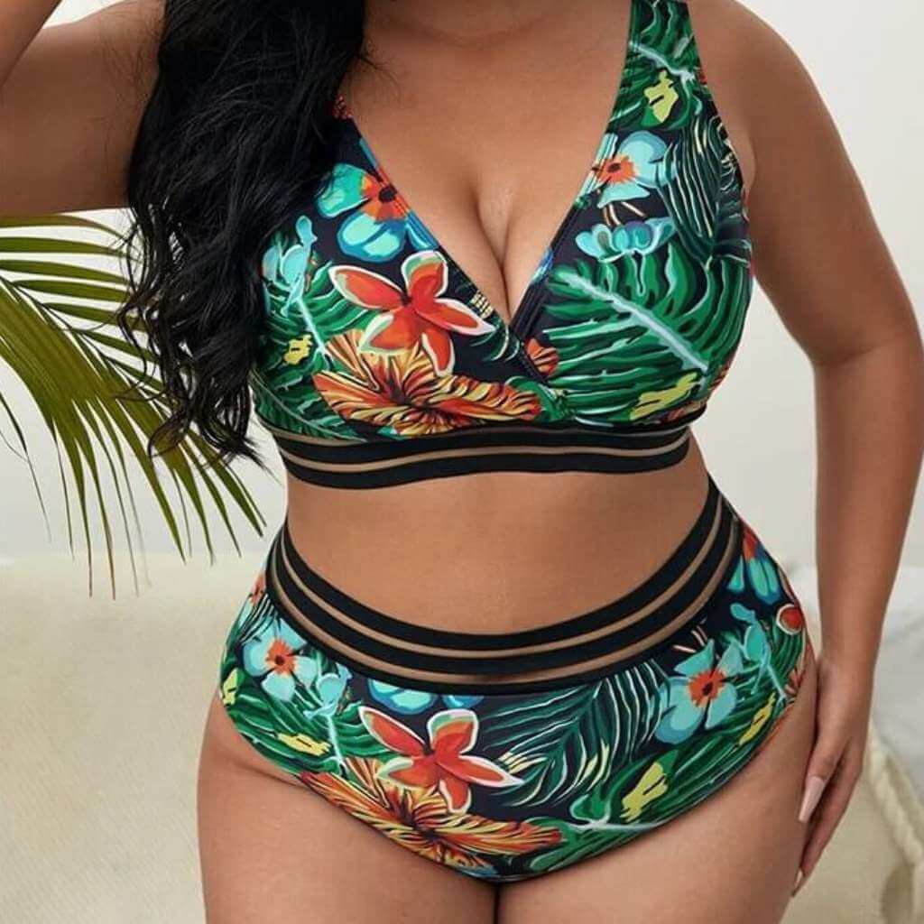 Biquín-Plus size-Estamp-Floral-Amazona